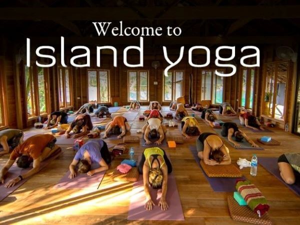 students at island yoga
